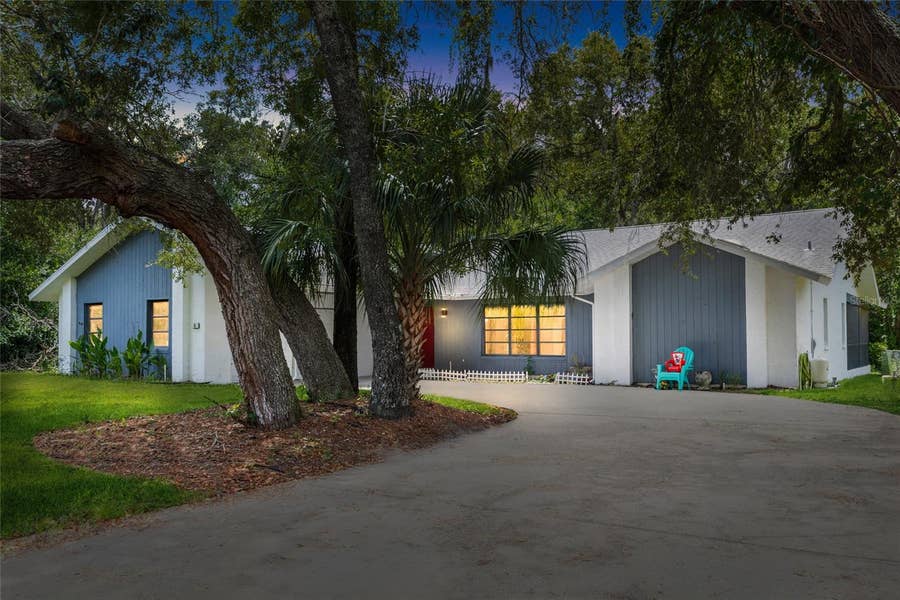 Property photo for 19 HOLLYHOCK COURT, Homosassa, FL