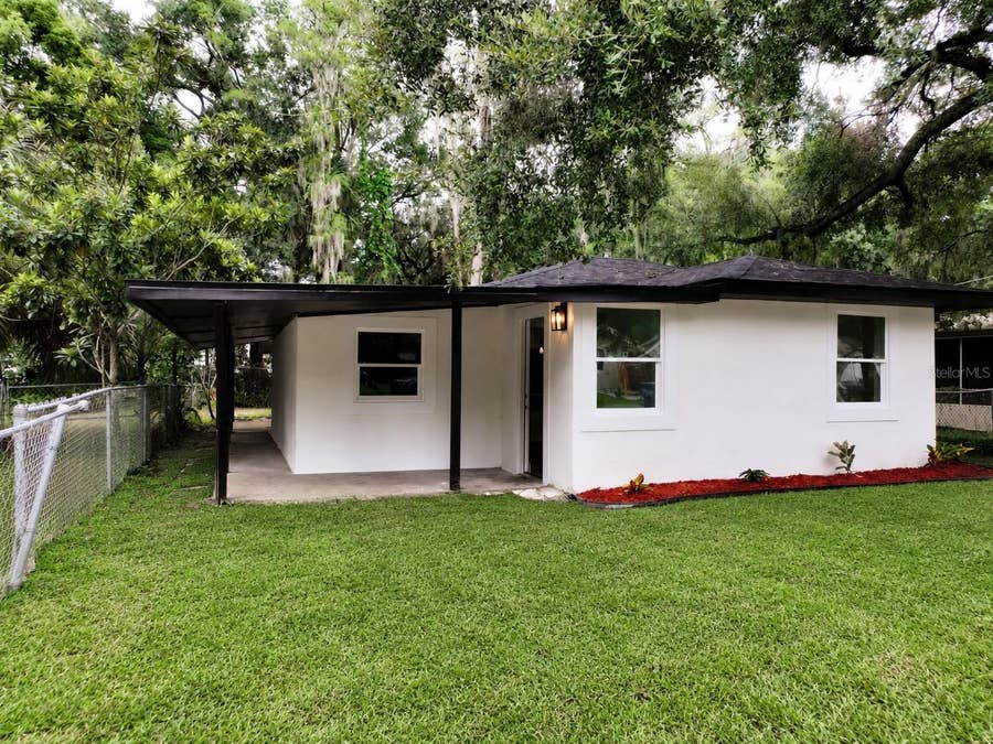 Property photo for 919 W HIAWATHA STREET, Tampa, FL