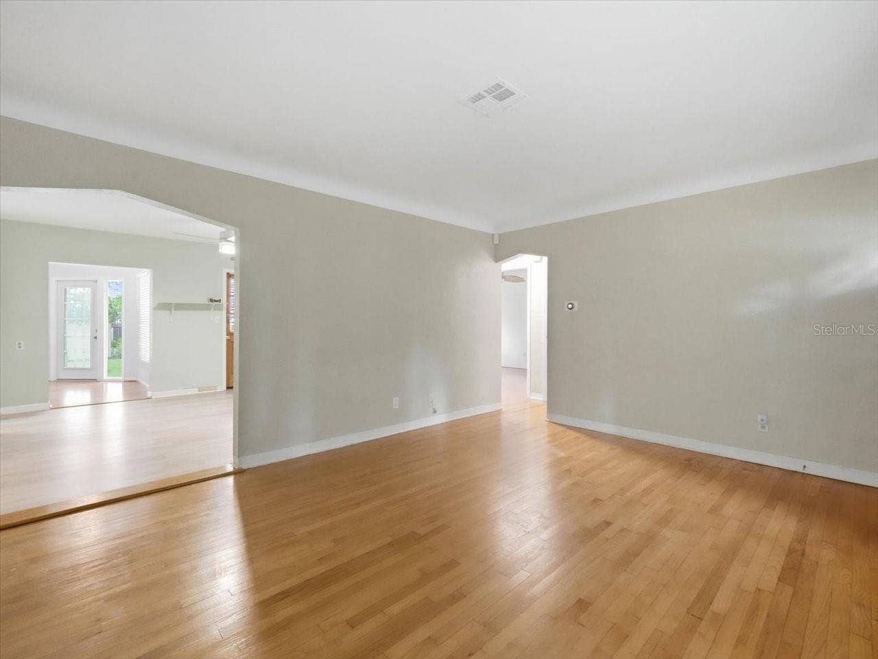 4641 25TH AVENUE N, St Petersburg, FL 33713