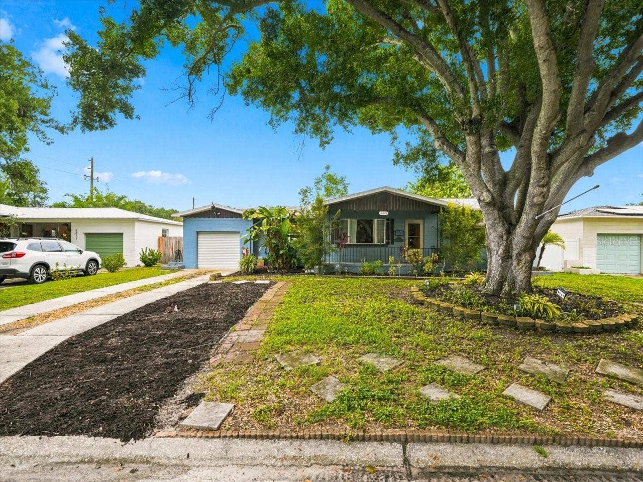 4641 25TH AVENUE N, St Petersburg, FL 33713