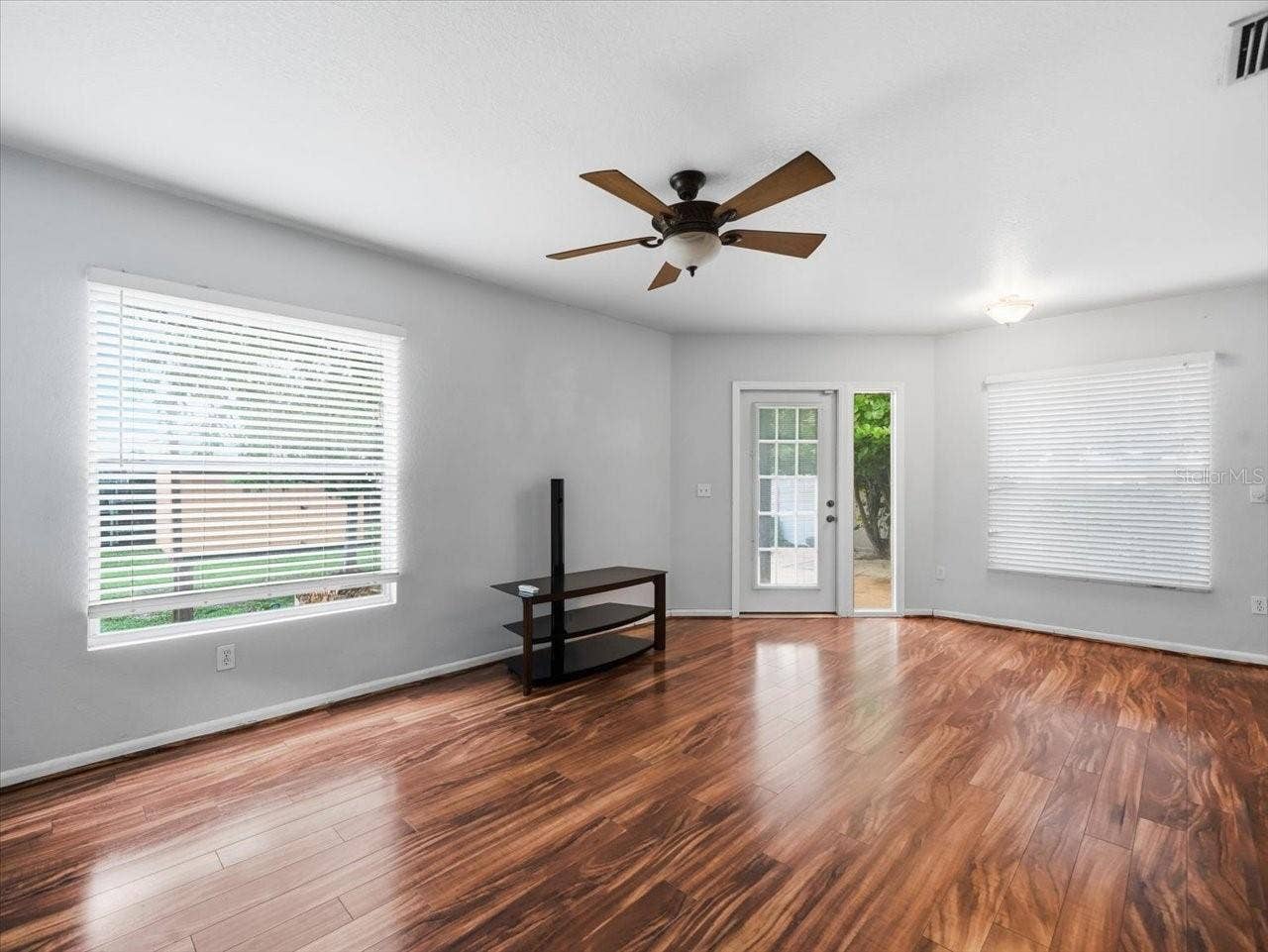4641 25TH AVENUE N, St Petersburg, FL 33713