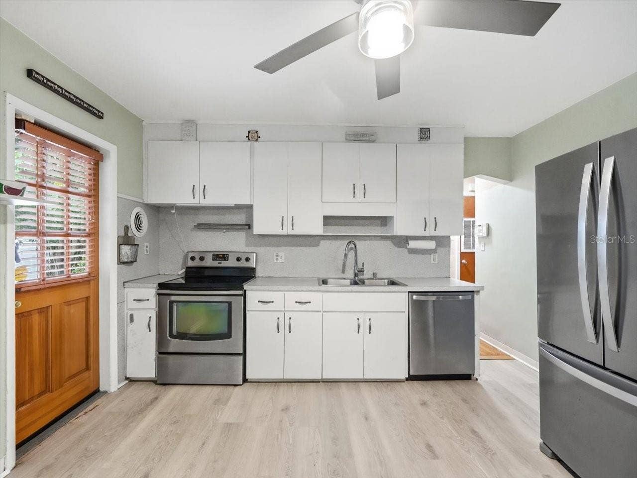4641 25TH AVENUE N, St Petersburg, FL 33713