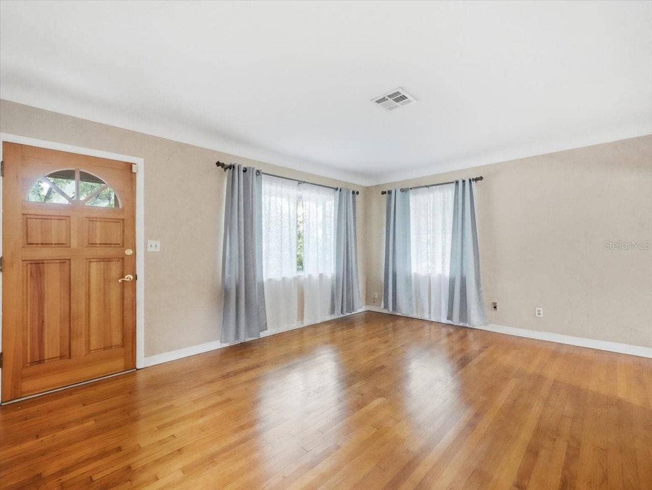 4641 25TH AVENUE N, St Petersburg, FL 33713