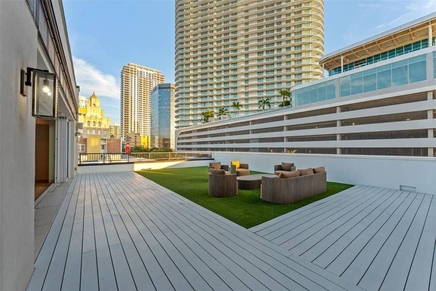 Property photo for 465 CENTRAL AVENUE, #301, St Petersburg, FL