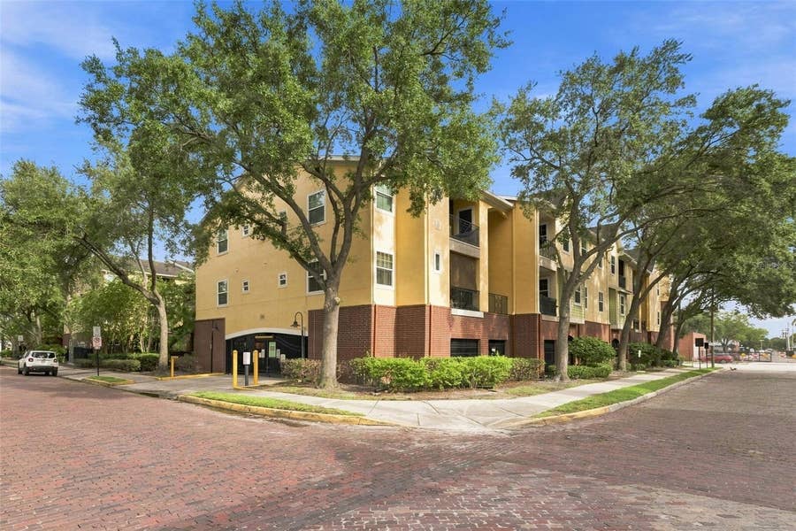 Property photo for 2010 E PALM AVENUE, #14320, Tampa, FL