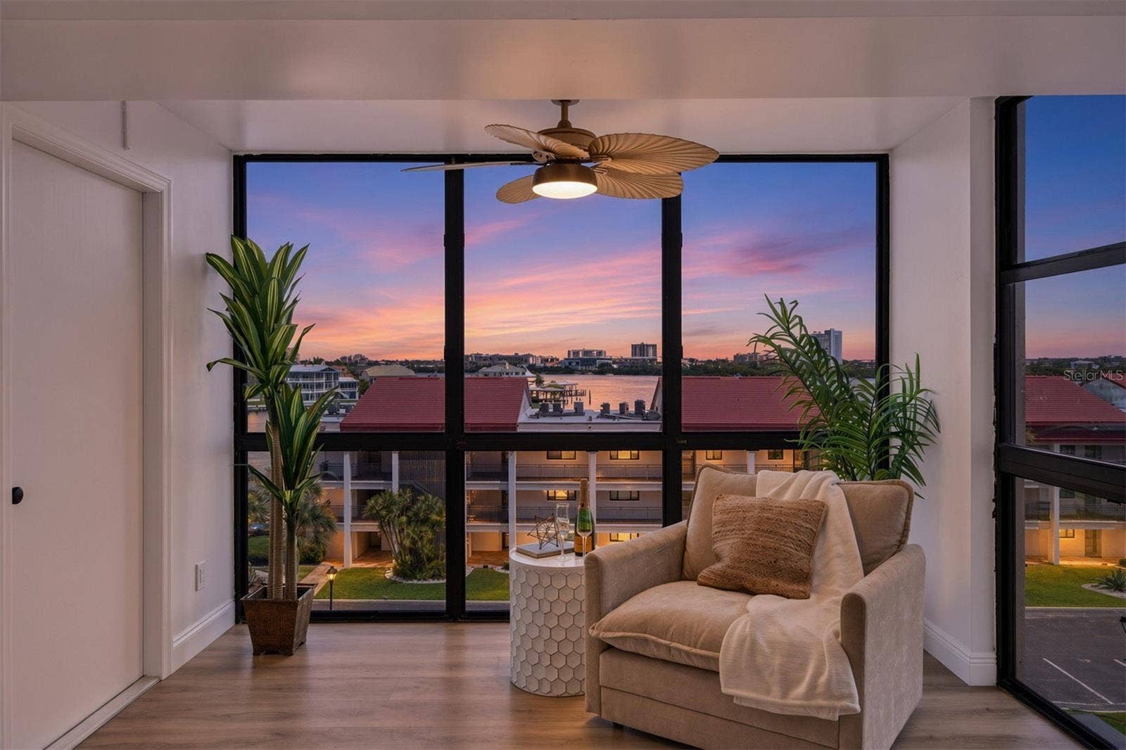 855 BAYWAY BOULEVARD, #503, Clearwater Beach, FL 33767 Living Room Sunset