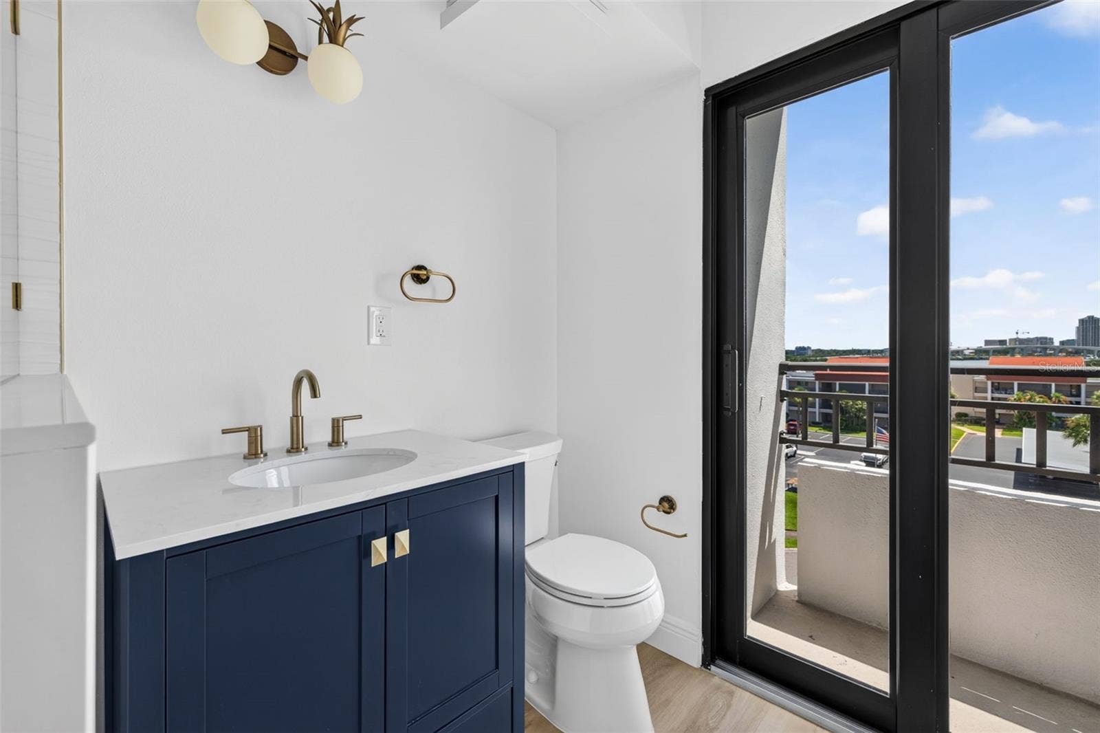 855 BAYWAY BOULEVARD, #503, Clearwater Beach, FL 33767 Guest Bathroom