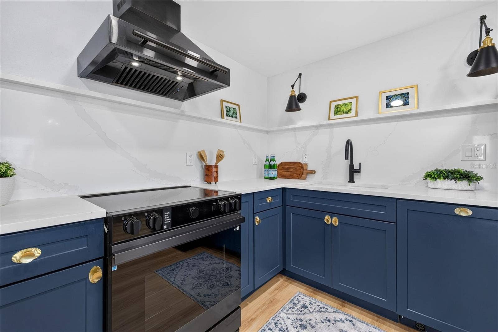 855 BAYWAY BOULEVARD, #503, Clearwater Beach, FL 33767 Kitchen