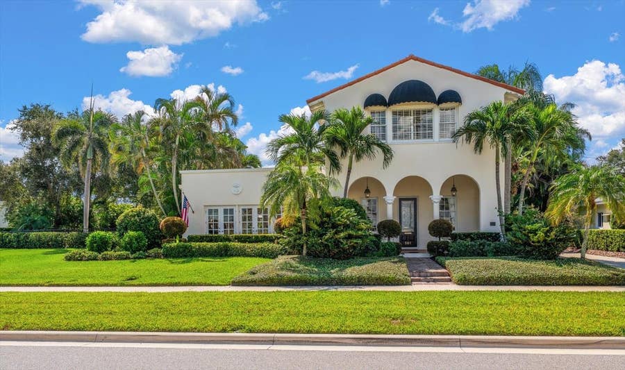 Property photo for 561 PALMETTO ROAD, Belleair, FL
