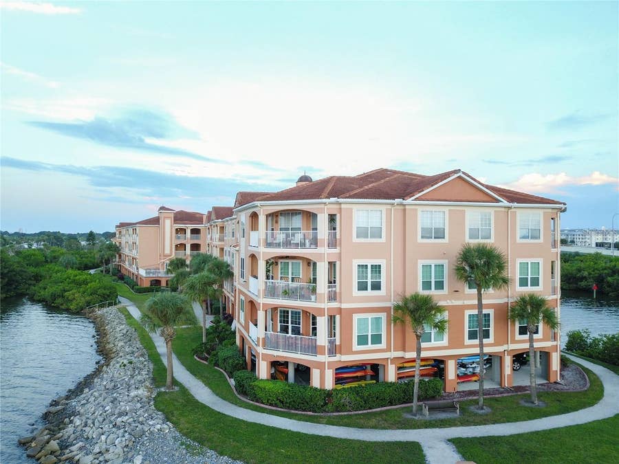 Property photo for 5000 CULBREATH KEY WAY, #1-318, Tampa, FL