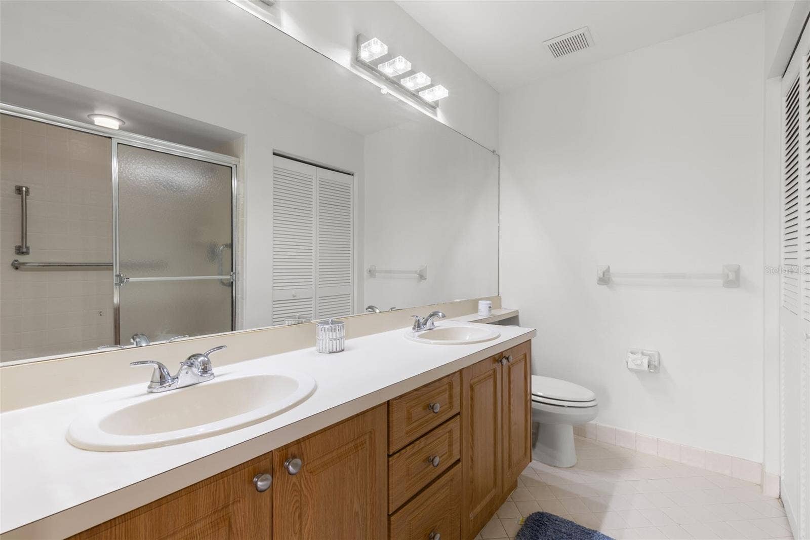 Primary ensuite