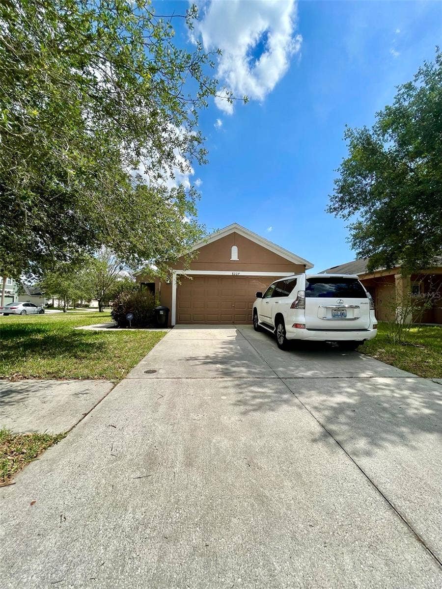 Property photo for 8227 MIDNIGHT SUN COURT, Riverview, FL