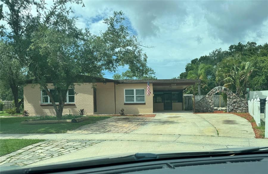 Property photo for 5608 GATEWAY DRIVE, Tampa, FL