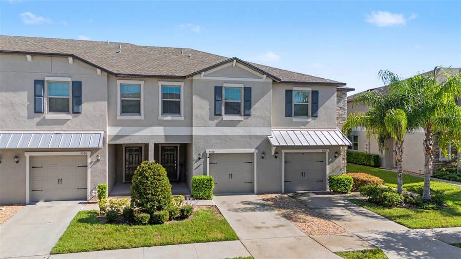Property photo for 9706 PEMBROOKE PINES DRIVE, Sun City Center, FL