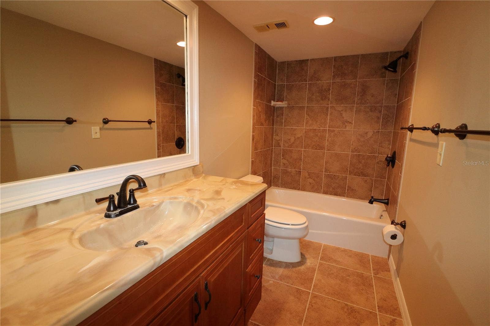 Guest Bath en Suite
