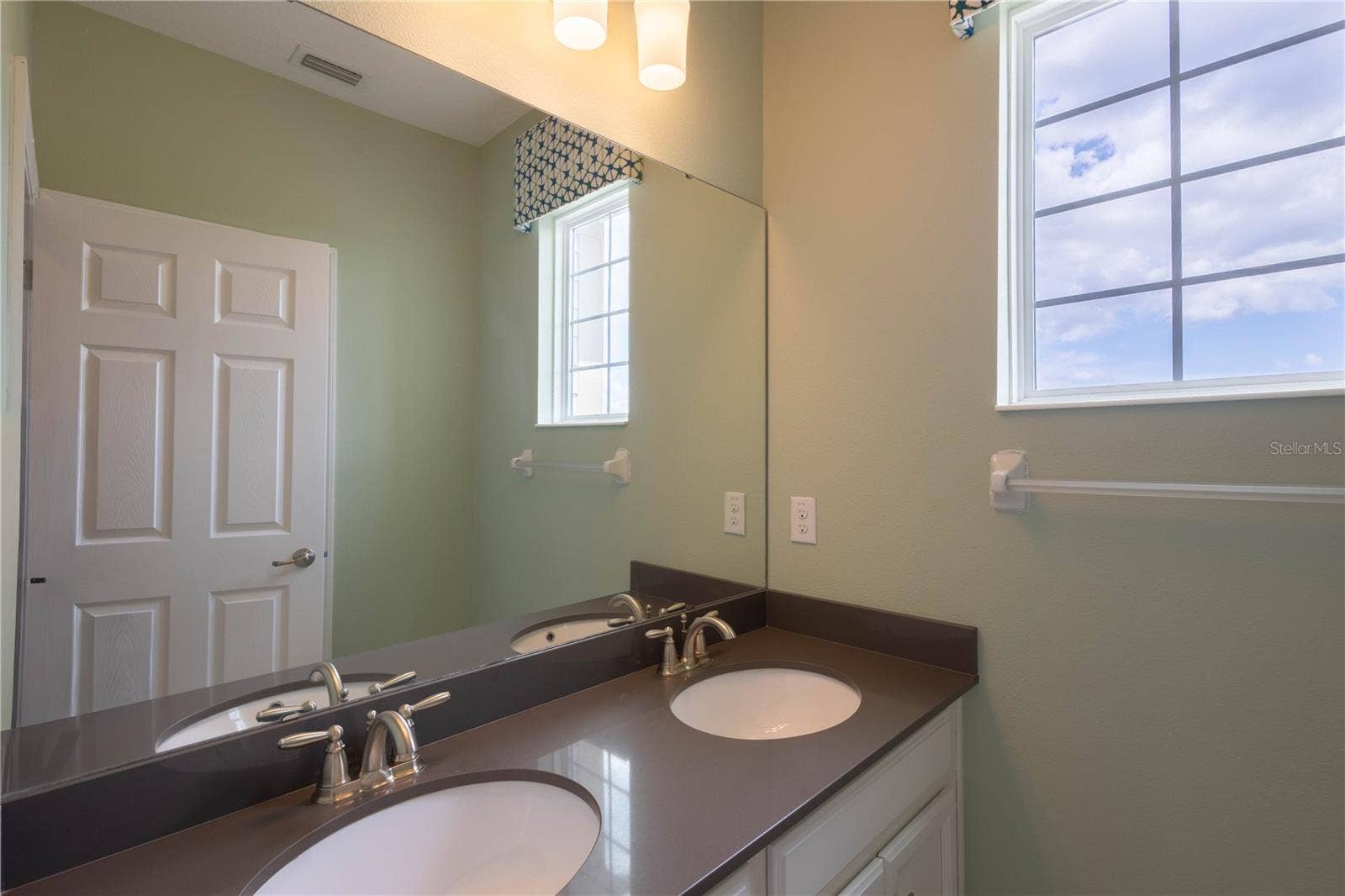 7214 PARADISO DRIVE, Apollo Beach, FL 33572 7214 PARADISO DRIVE, Apollo Beach, FL 33572