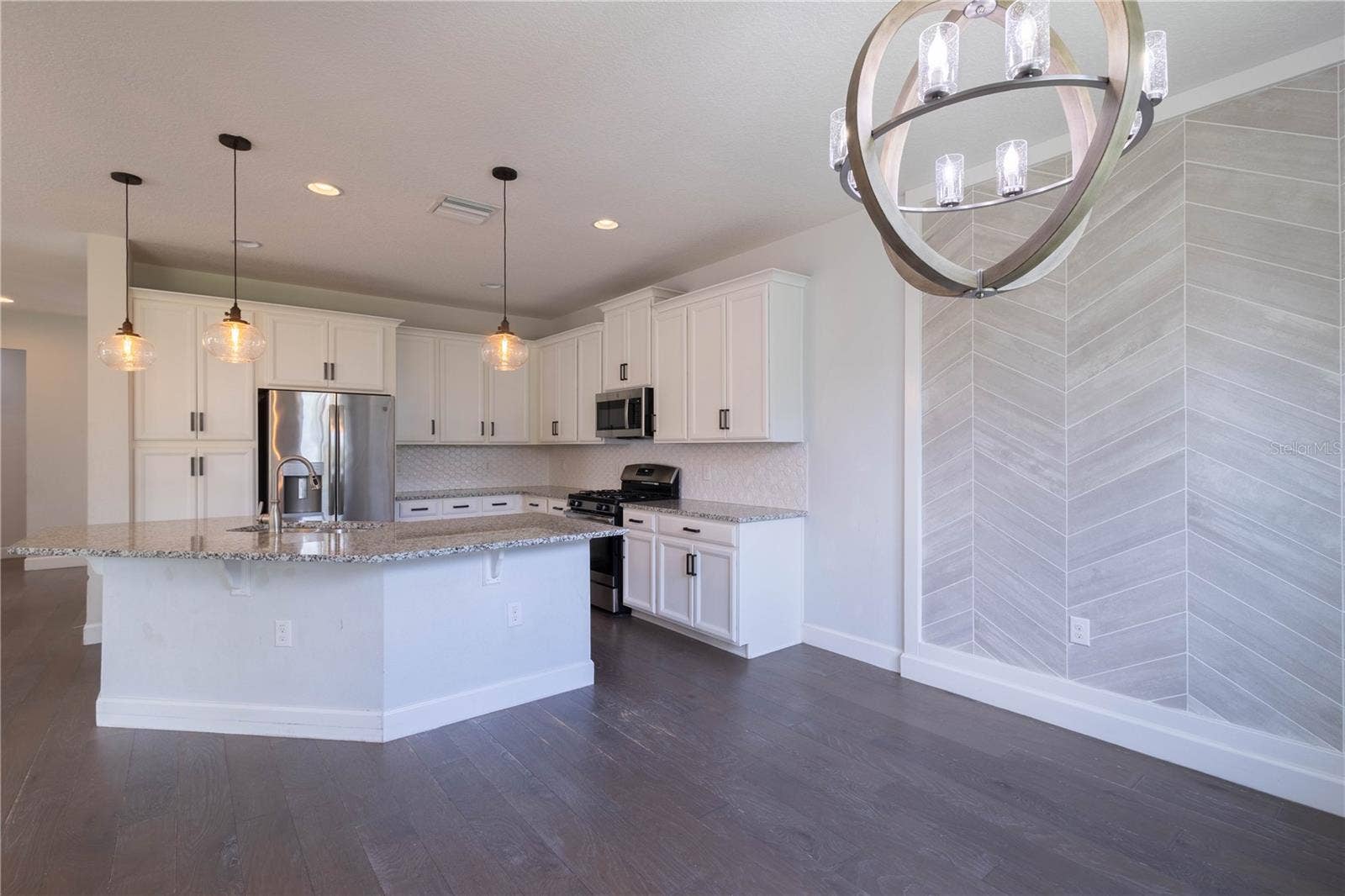 7214 PARADISO DRIVE, Apollo Beach, FL 33572 7214 PARADISO DRIVE, Apollo Beach, FL 33572