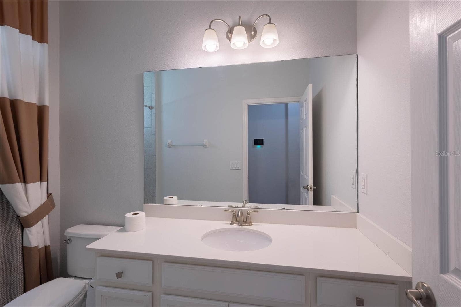 7214 PARADISO DRIVE, Apollo Beach, FL 33572 7214 PARADISO DRIVE, Apollo Beach, FL 33572