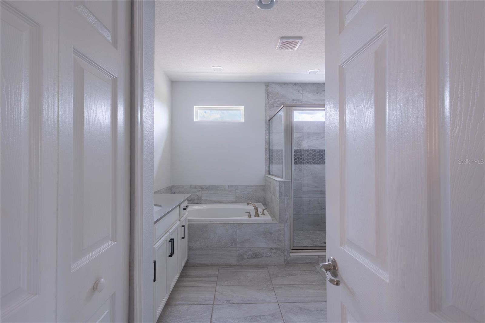 7214 PARADISO DRIVE, Apollo Beach, FL 33572 7214 PARADISO DRIVE, Apollo Beach, FL 33572