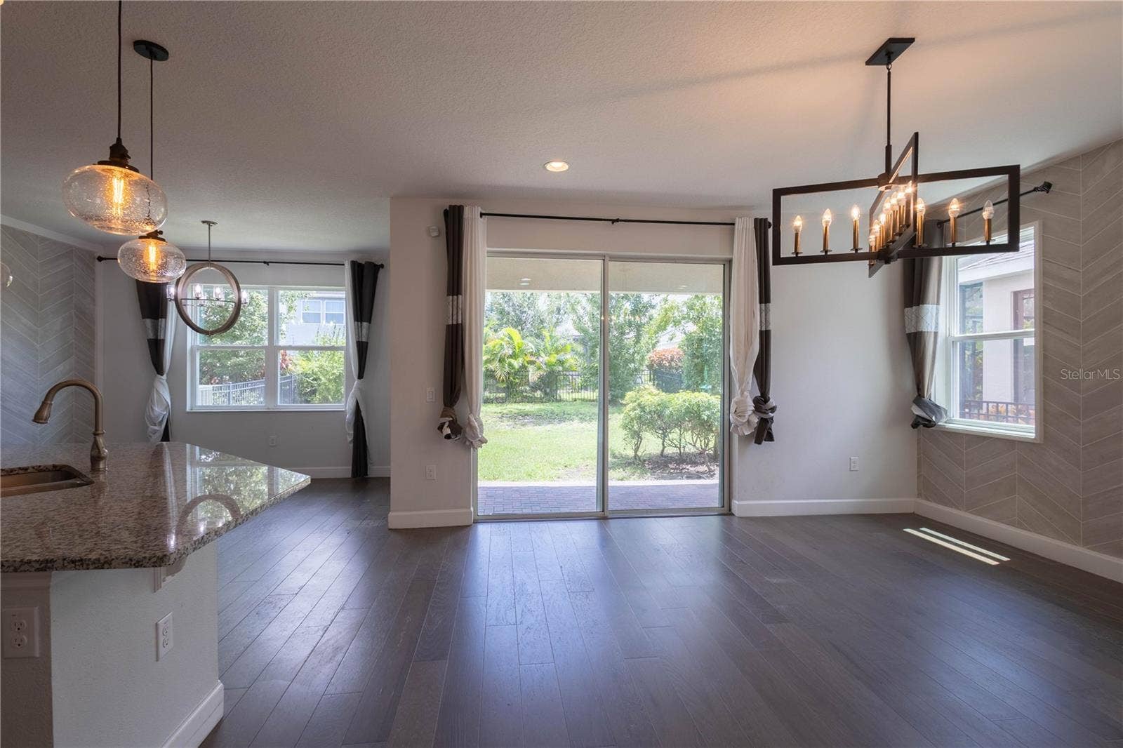 7214 PARADISO DRIVE, Apollo Beach, FL 33572 7214 PARADISO DRIVE, Apollo Beach, FL 33572