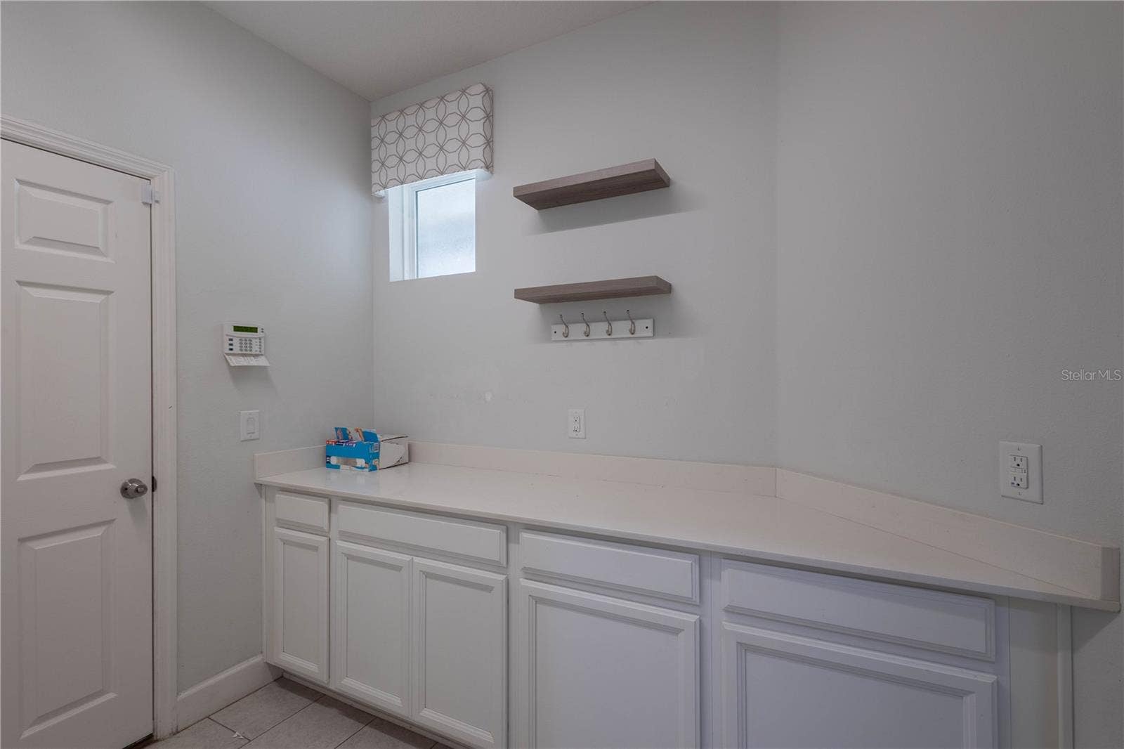 7214 PARADISO DRIVE, Apollo Beach, FL 33572 7214 PARADISO DRIVE, Apollo Beach, FL 33572