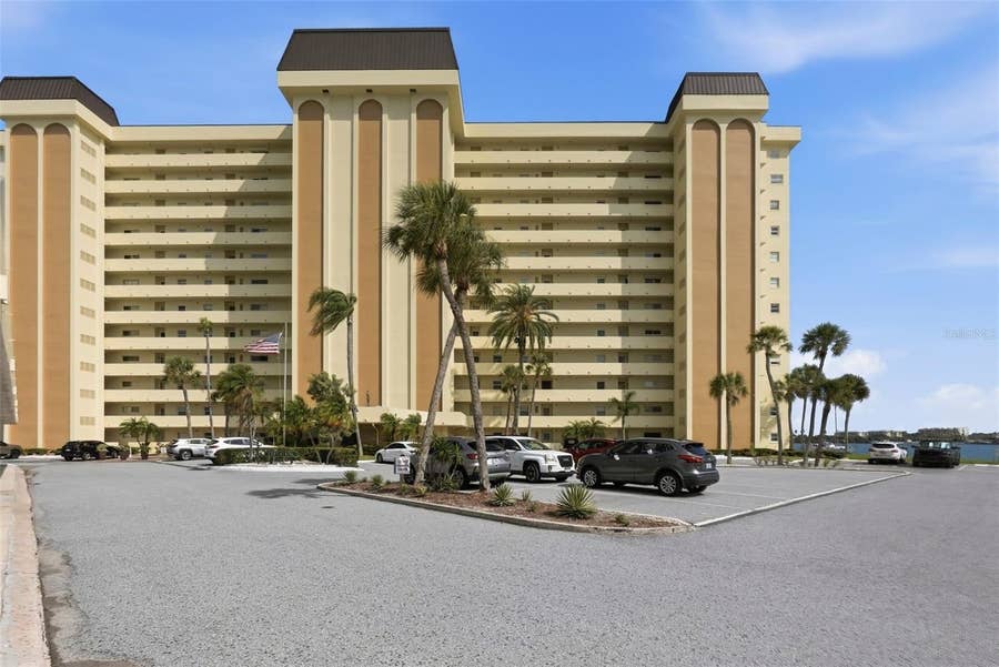 Property photo for 4775 COVE CIRCLE, #606, St Petersburg, FL