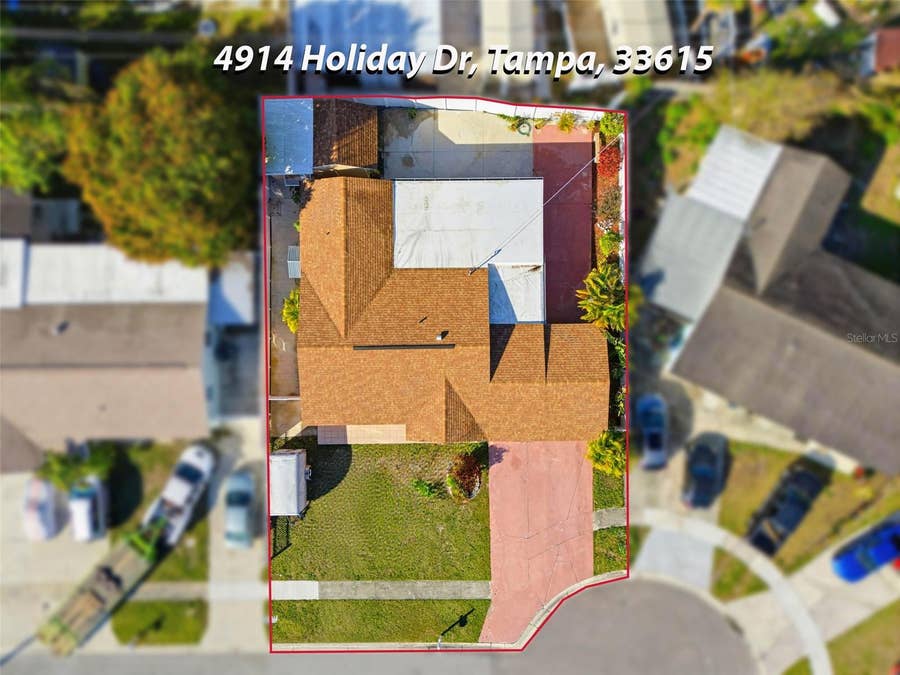 Property photo for 4914 HOLIDAY DRIVE, Tampa, FL