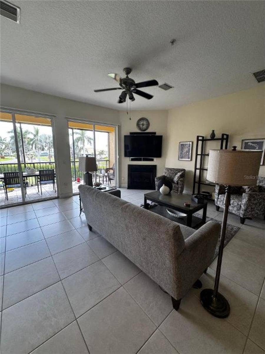 1205 3RD ST CIRCLE E, Palmetto, FL 34221 1205 3RD ST CIRCLE E, Palmetto, FL 34221