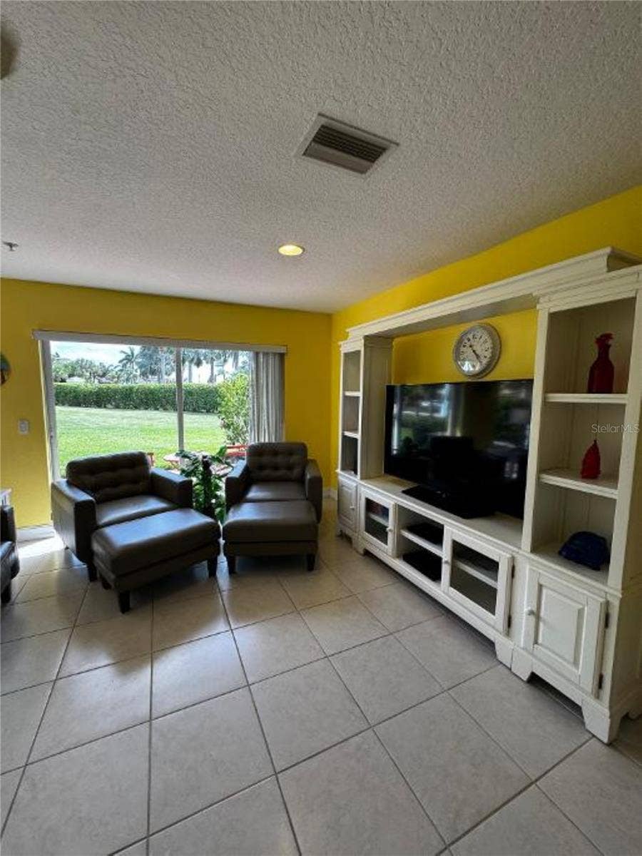 1205 3RD ST CIRCLE E, Palmetto, FL 34221 1205 3RD ST CIRCLE E, Palmetto, FL 34221