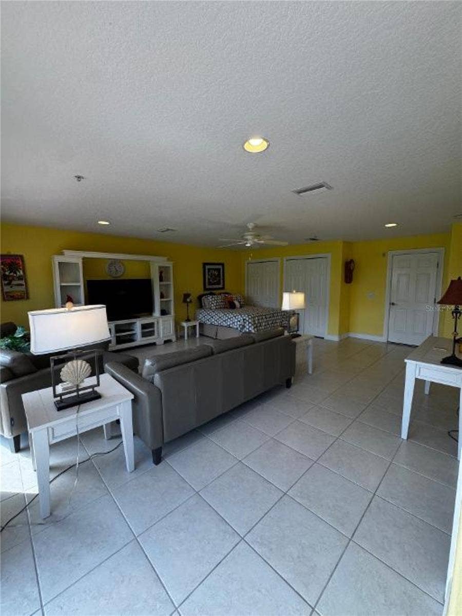 1205 3RD ST CIRCLE E, Palmetto, FL 34221 1205 3RD ST CIRCLE E, Palmetto, FL 34221