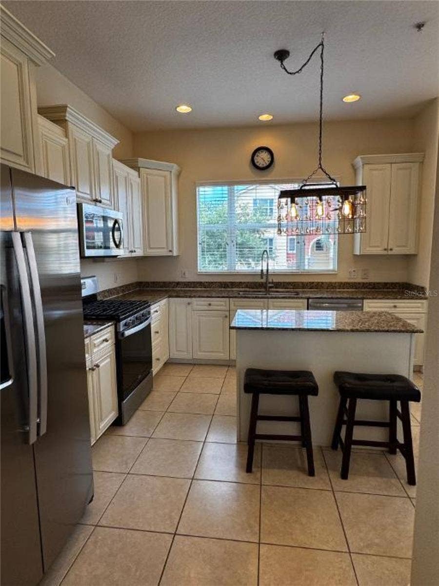 1205 3RD ST CIRCLE E, Palmetto, FL 34221 1205 3RD ST CIRCLE E, Palmetto, FL 34221
