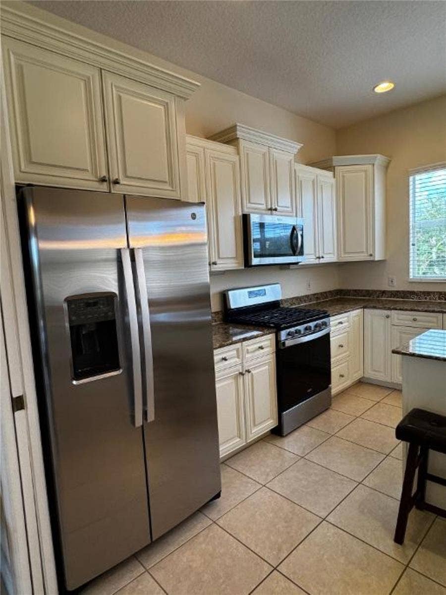 1205 3RD ST CIRCLE E, Palmetto, FL 34221 1205 3RD ST CIRCLE E, Palmetto, FL 34221