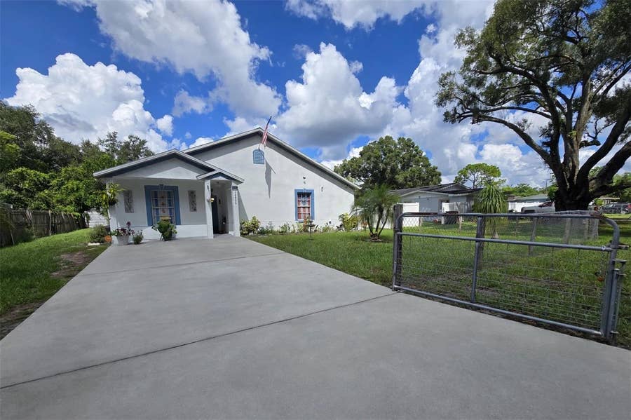 Property photo for 14926 LAURIE LANE, Tampa, FL