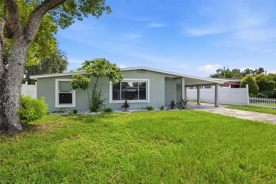 Property photo for 7806 TANGLEWOOD LANE, Tampa, FL