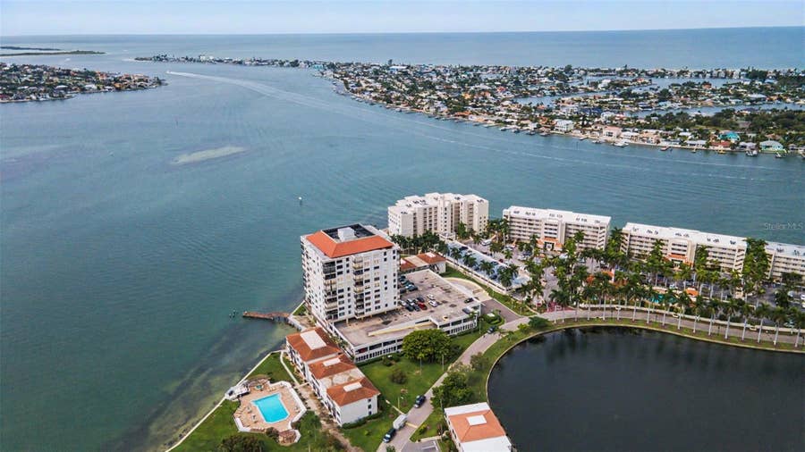 Property photo for 6287 BAHIA DEL MAR CIRCLE, #113, St Petersburg, FL