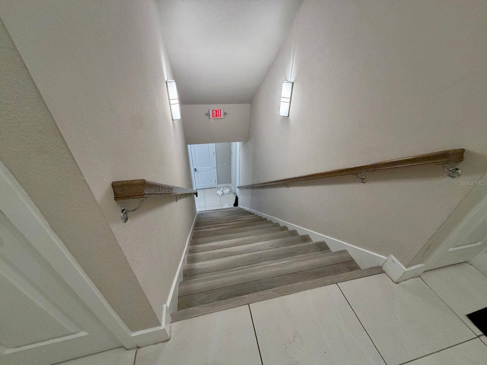 7760 SANDY RIDGE DRIVE, #206, Kissimmee, FL 34747 7760 SANDY RIDGE DRIVE, #206, Kissimmee, FL 34747