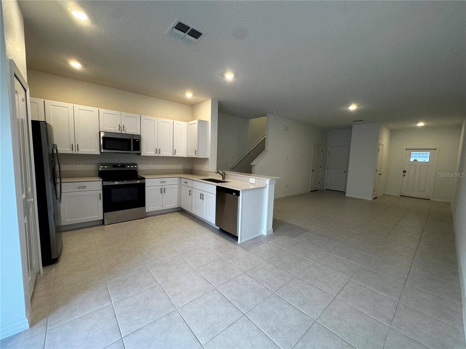 10149 TRUMPET HONEYSUCKLE WAY, San Antonio, FL 33576