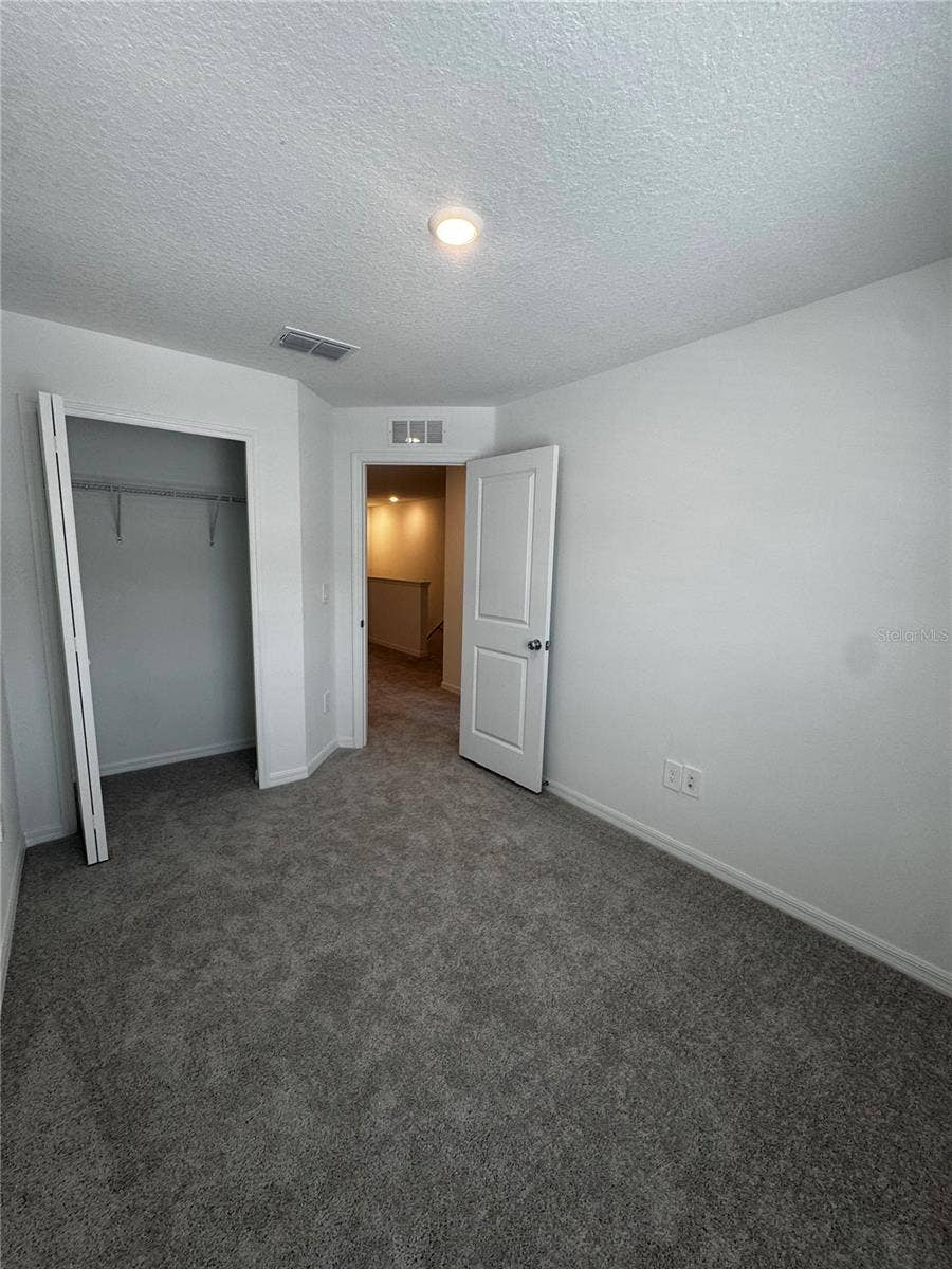 10149 TRUMPET HONEYSUCKLE WAY, San Antonio, FL 33576