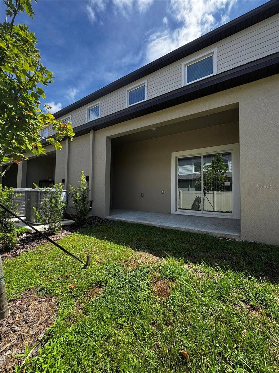 10149 TRUMPET HONEYSUCKLE WAY, San Antonio, FL 33576
