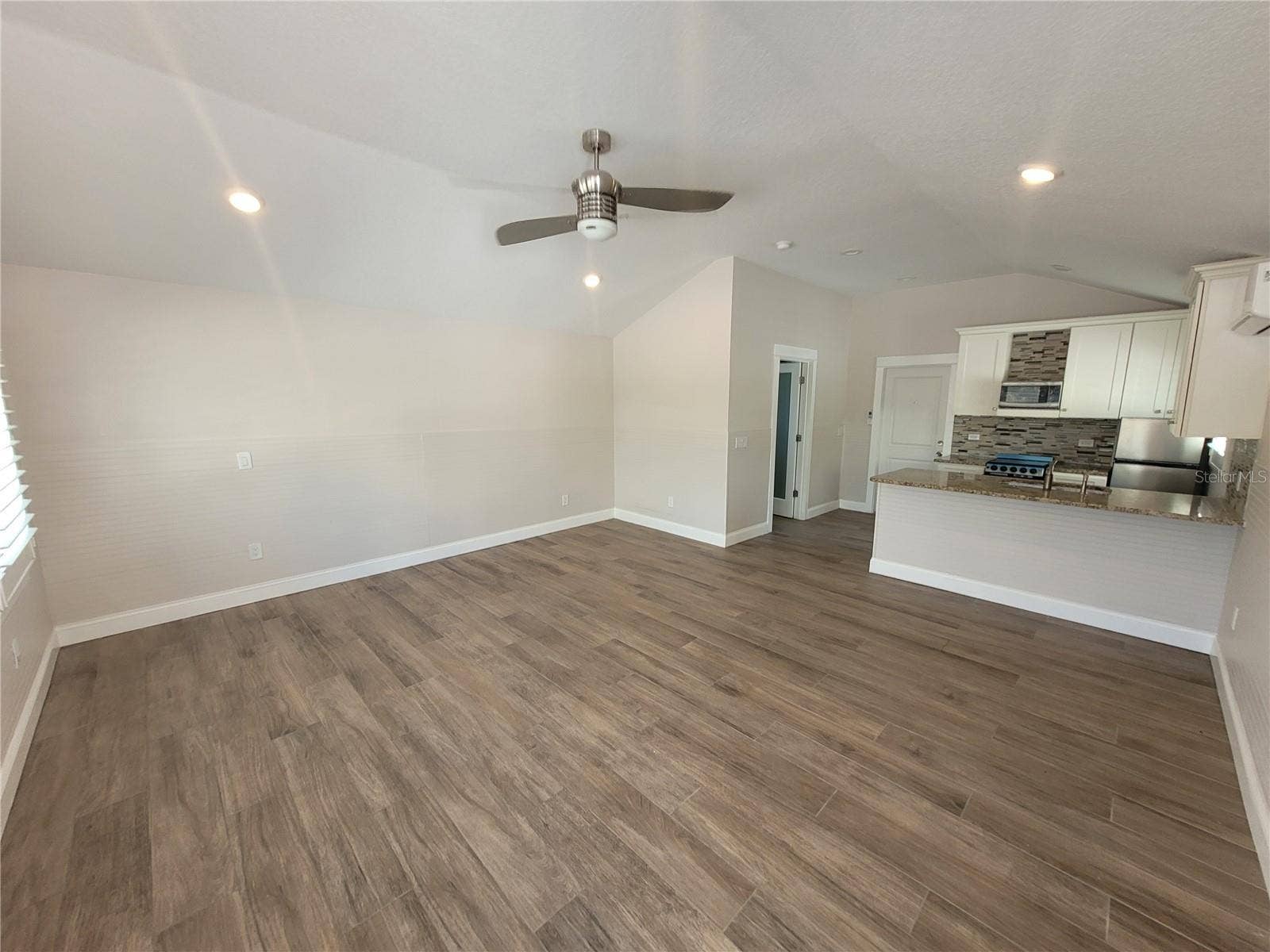 12217 1/2 SUNSHINE LANE, Treasure Island, FL 33706