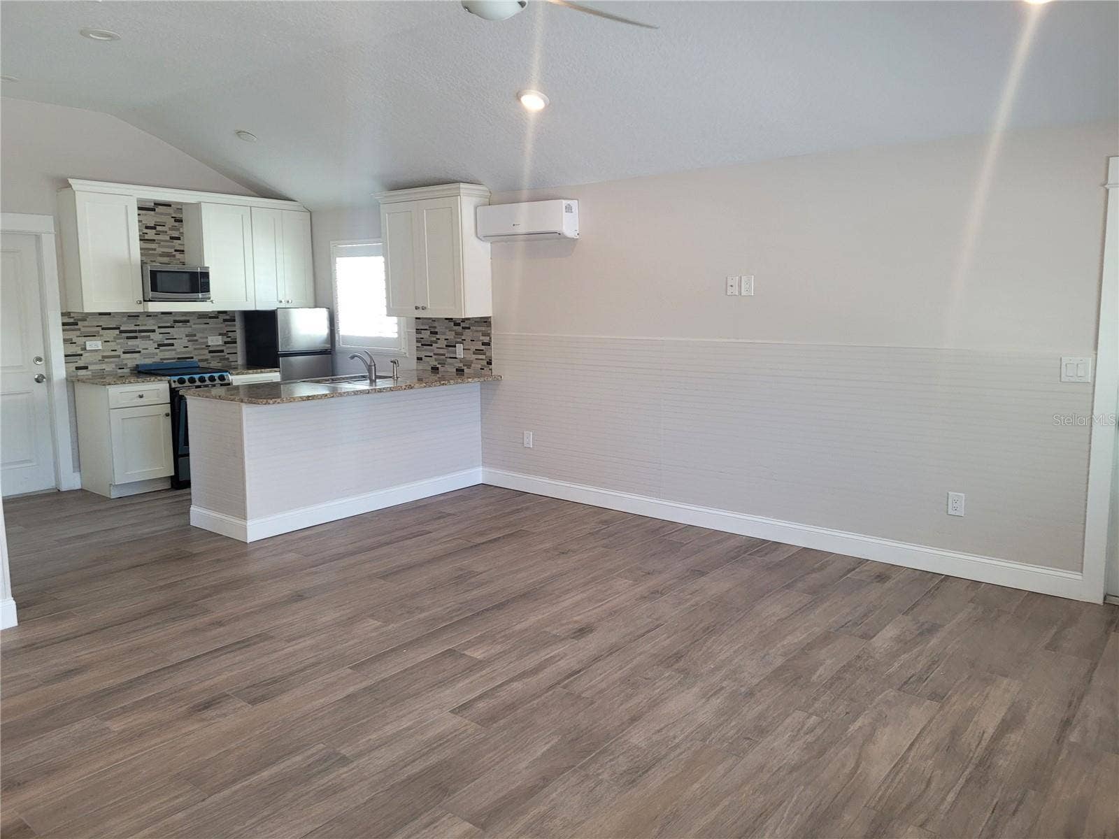 12217 1/2 SUNSHINE LANE, Treasure Island, FL 33706