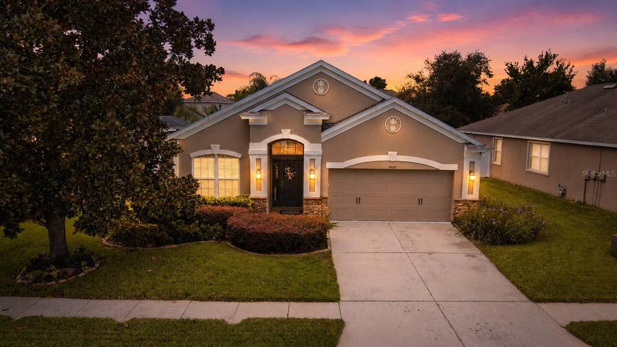 Property photo for 19420 SUNSET BAY DRIVE, Land O Lakes, FL