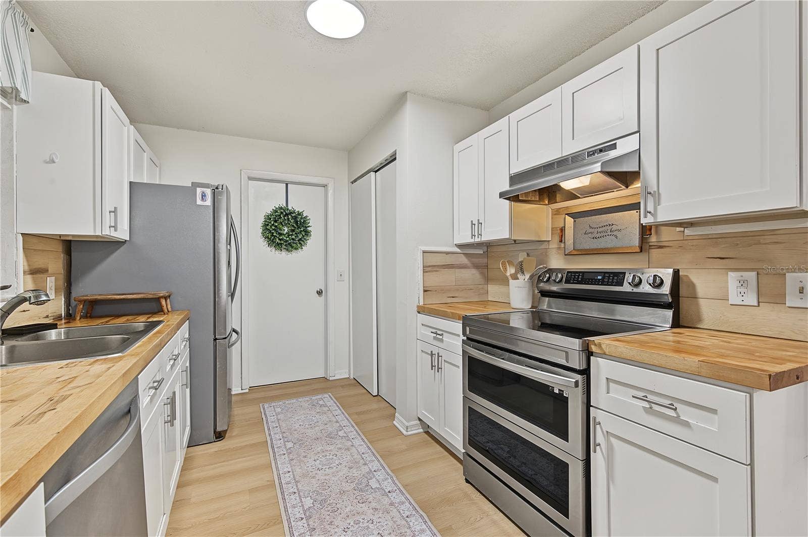 12989 LINDEN DRIVE, Spring Hill, FL 34609 12989 LINDEN DRIVE, Spring Hill, FL 34609