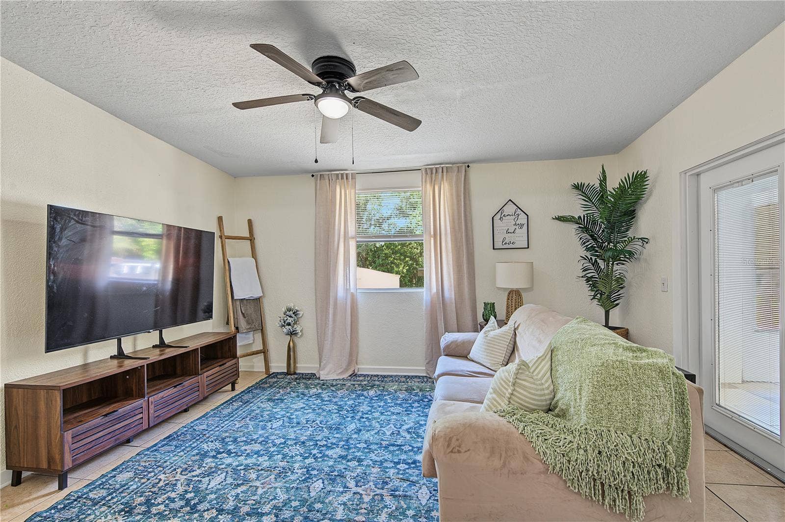 12989 LINDEN DRIVE, Spring Hill, FL 34609 12989 LINDEN DRIVE, Spring Hill, FL 34609