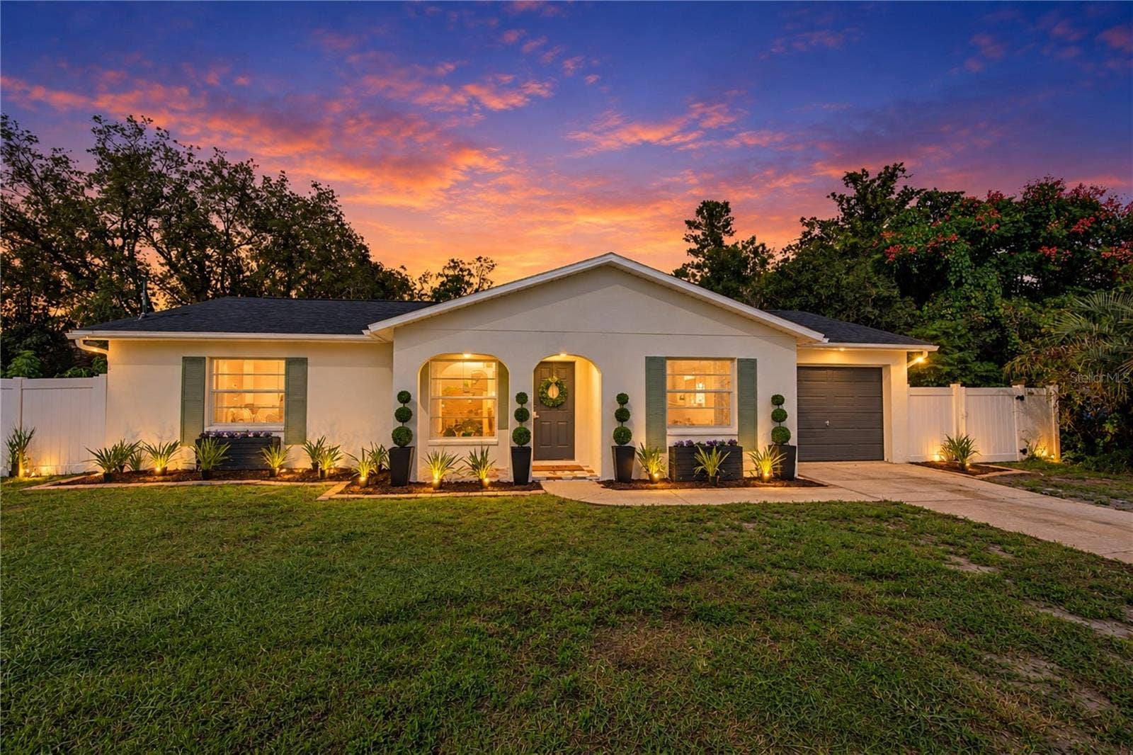 12989 LINDEN DRIVE, Spring Hill, FL 34609 12989 LINDEN DRIVE, Spring Hill, FL 34609