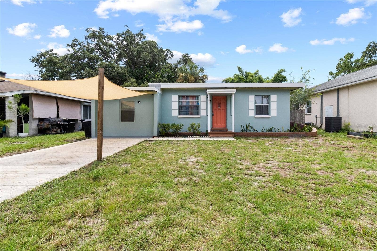 5410 14TH AVENUE S, Gulfport, FL 33707 Lots of parking space!