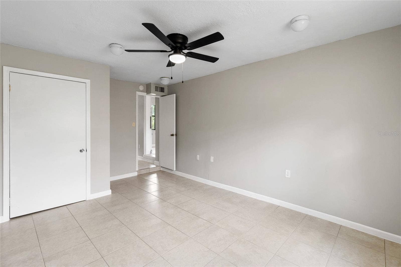 5410 14TH AVENUE S, Gulfport, FL 33707 5410 14TH AVENUE S, Gulfport, FL 33707