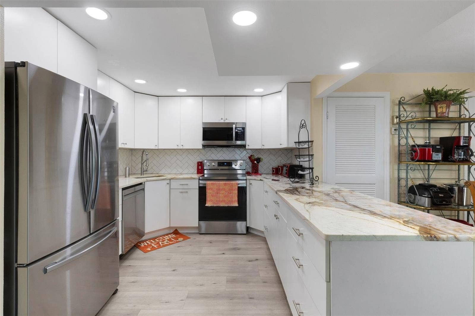 Island Kitchen