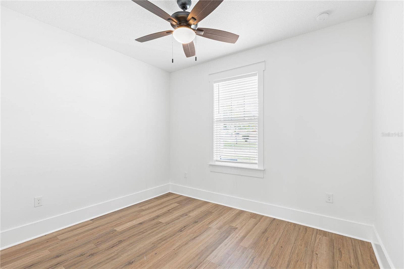 Bedroom 1 (downstairs)