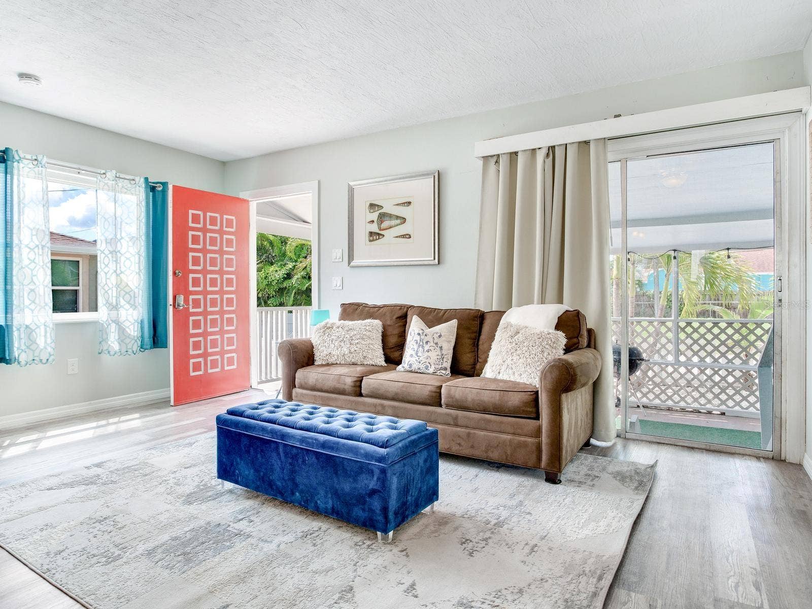 120 93RD AVENUE, Treasure Island, FL 33706 Living Room